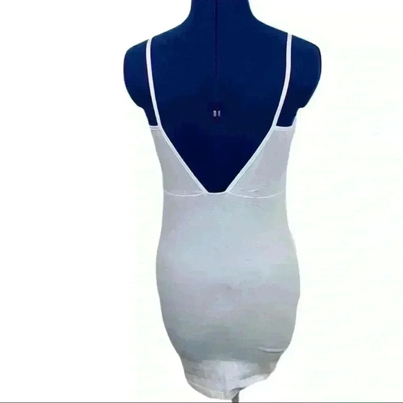 🆕NWT Lucy Paris Shift Dress With Lace Overdress - Picture 11 of 15